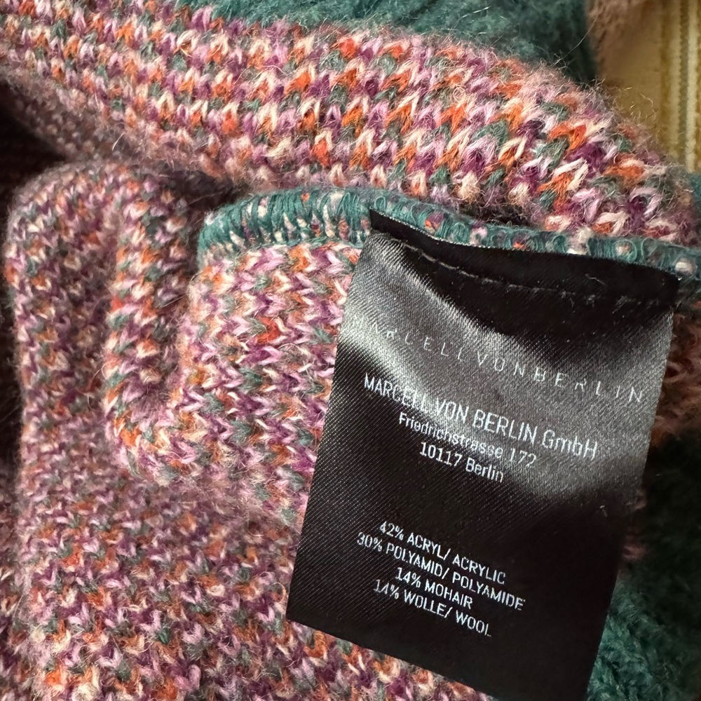 Multicolor Patterned Women's Sweater - Picture 5 of 5